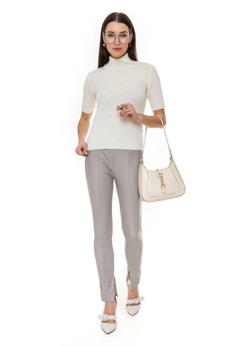 Turtleneck knit pullover Cream