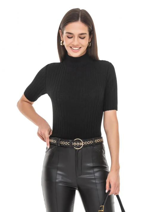 Knit pullover