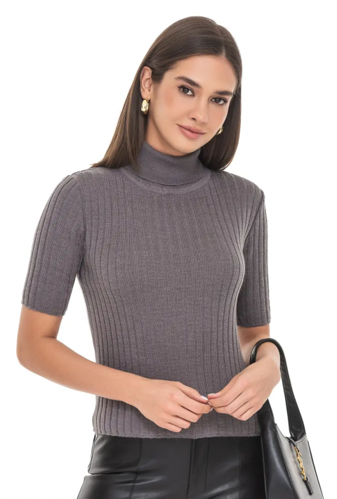 Knit pullover
