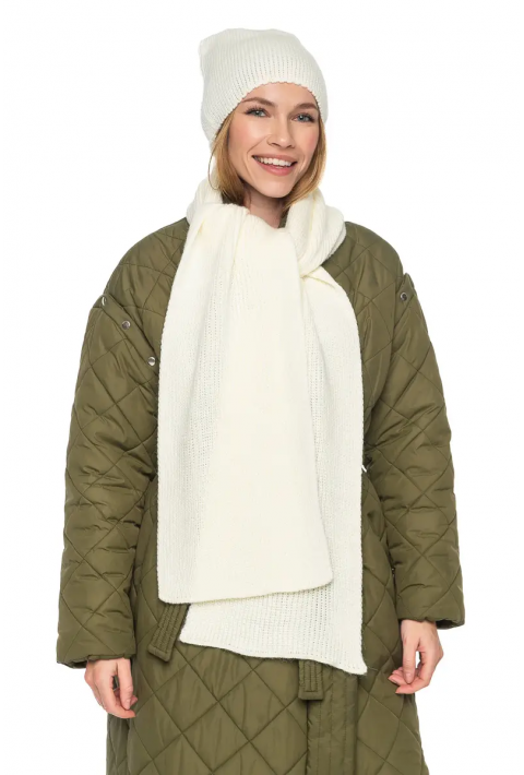 Wool Knit Hat and Scarve Milk