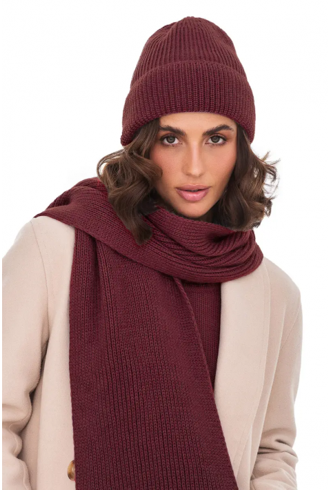 Wool Knit Hat and Scarve Bordeaux