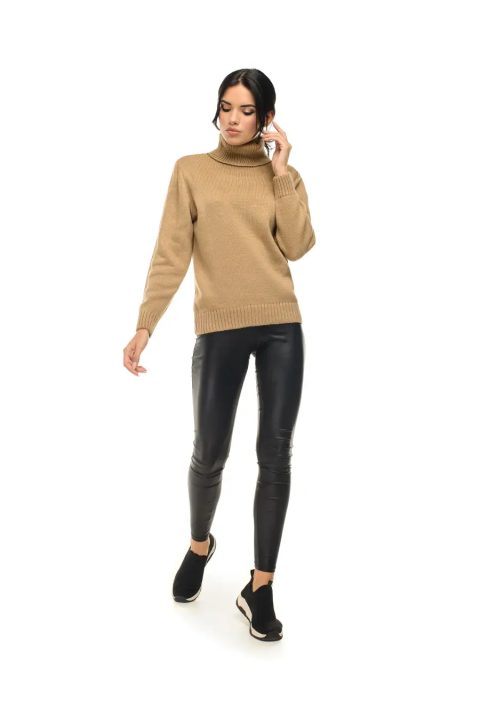 Turtleneck knit pullover 