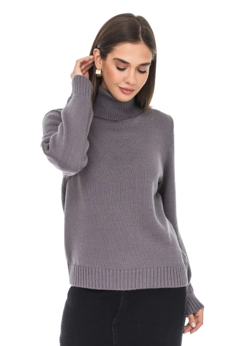 Turtleneck knit pullover 